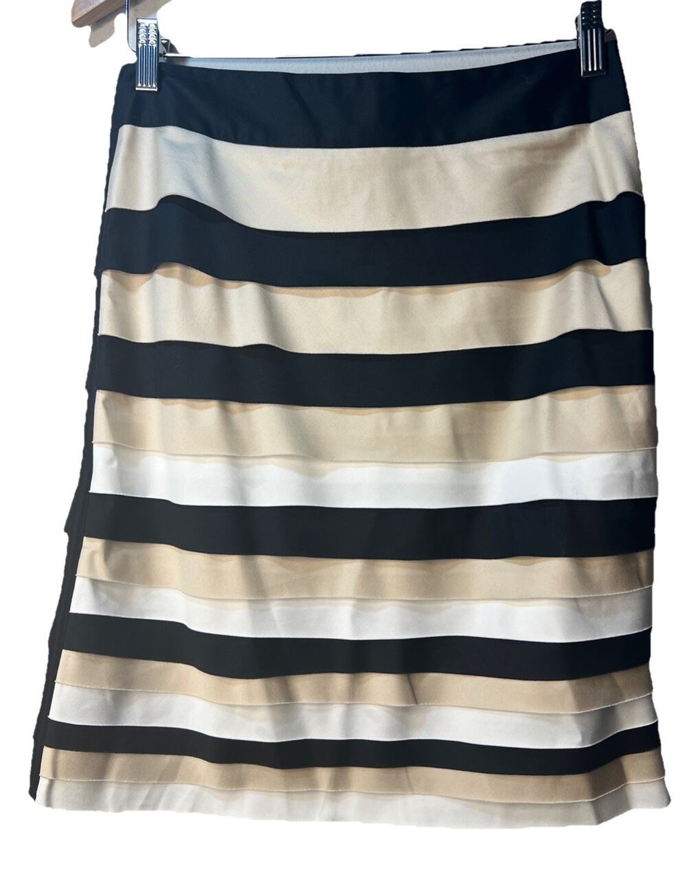 White House Black Market Black Tan Pencil Tiered Skirt Sz 2 Layered NWT WHBM